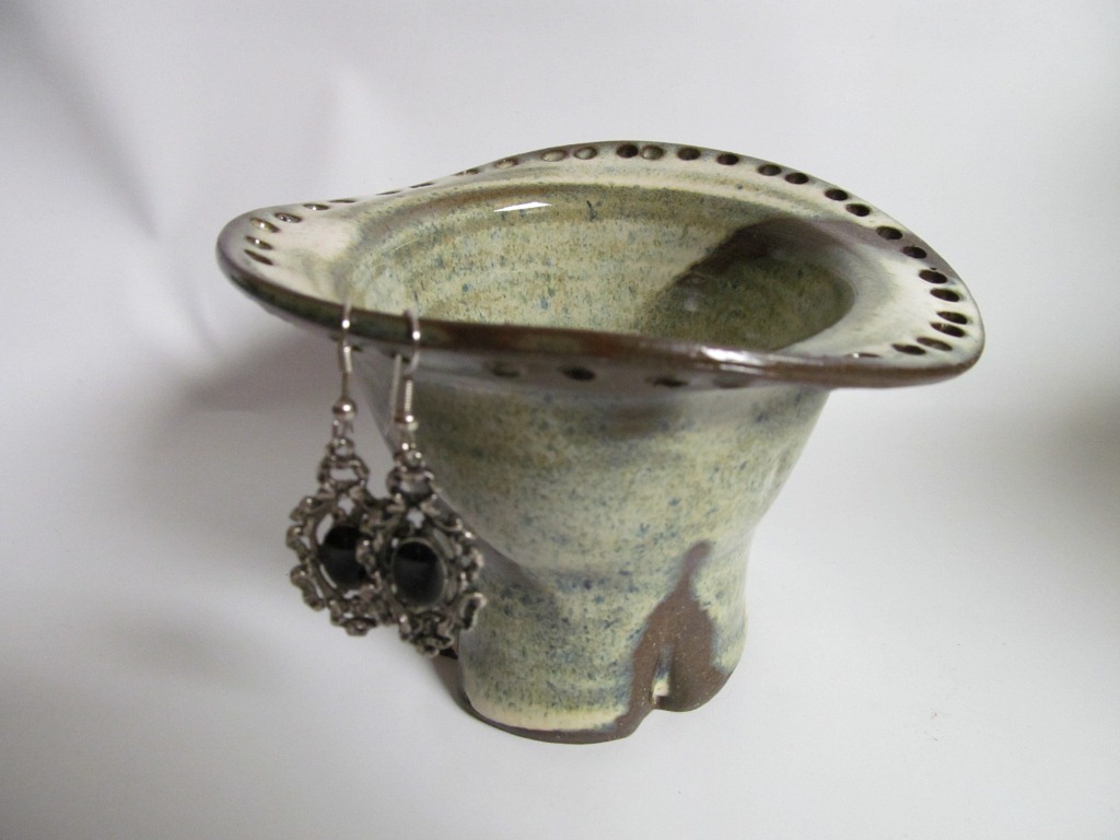 earring bowl