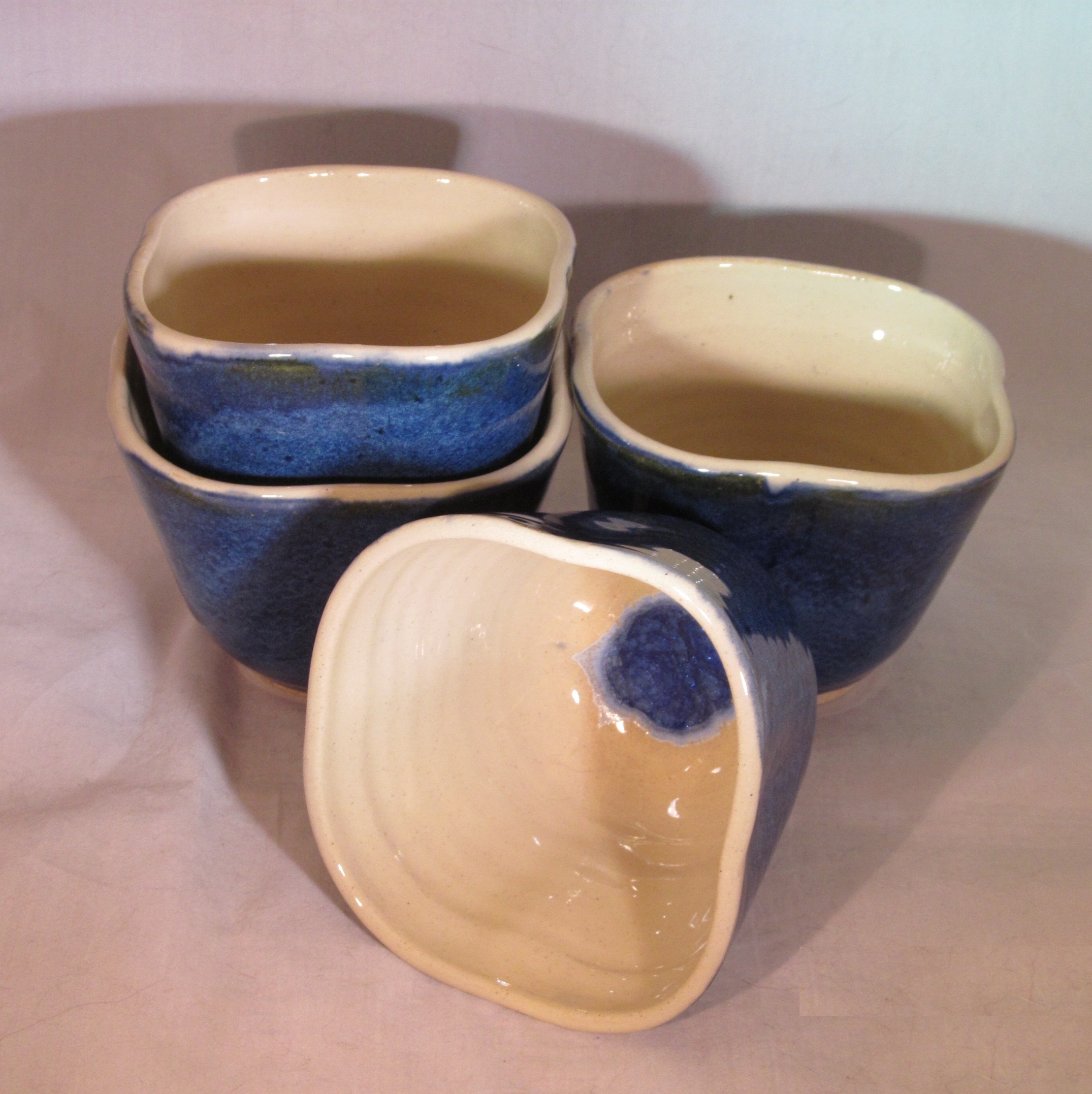 Set of dessert bowls